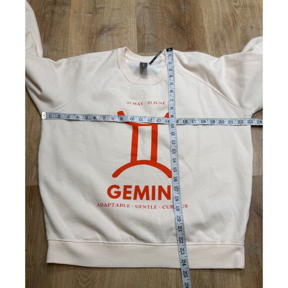 Anthropologie Gemini Zodiac Crewneck Sweatshirt Catherine O’Sullivan Medium - Picture 7 of 8